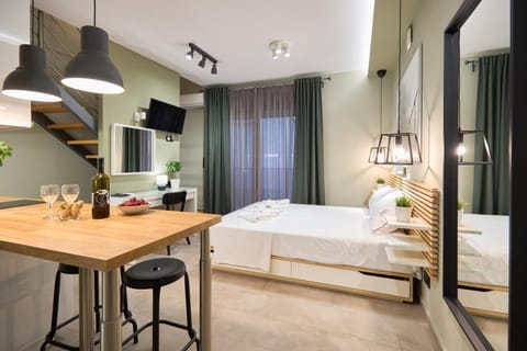 Oisymi Luxury Studios Apartment in Nea Peramos