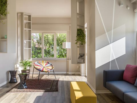 Lobby or reception, Decorative detail