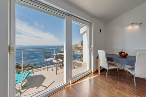 Pikolo Apartments Omiš Apartment in Split-Dalmatia County