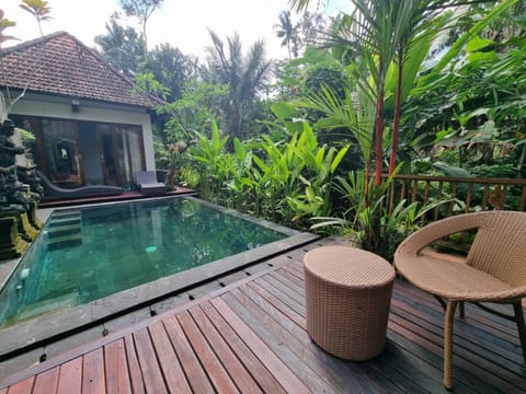 Mahayoni villa Bed and Breakfast in Tampaksiring