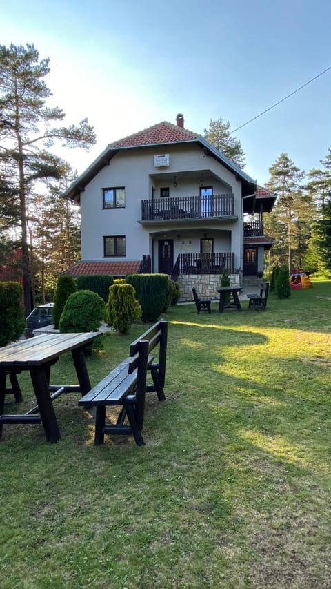Apartmani vila Todor Apartment in Zlatibor District, Serbia