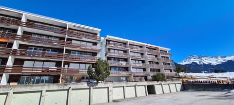 Property building, Mountain view