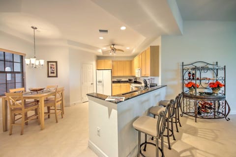 Sunny Punta Gorda Condo with Golf Course View! Apartment in Burnt Store Marina