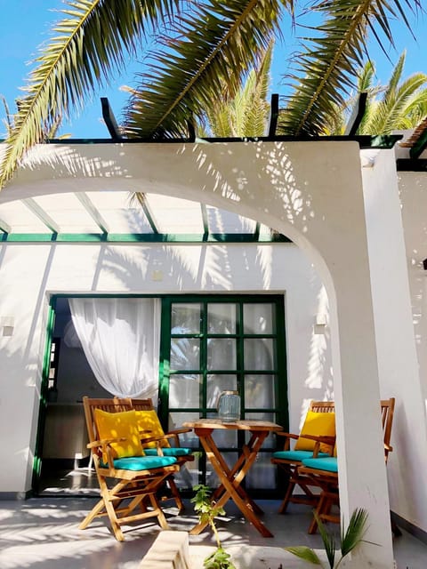 Patio, Facade/entrance