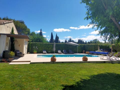 Garden, Garden view, Pool view, Swimming pool, sunbed