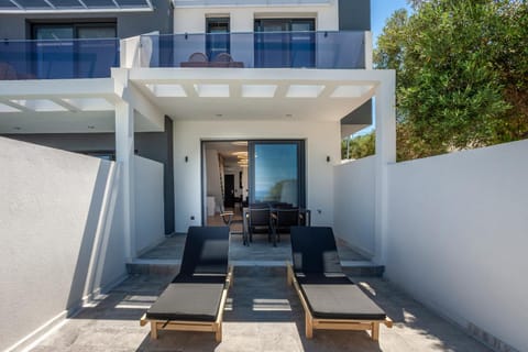 Property building, Patio, Day, View (from property/room), Swimming pool, sunbed