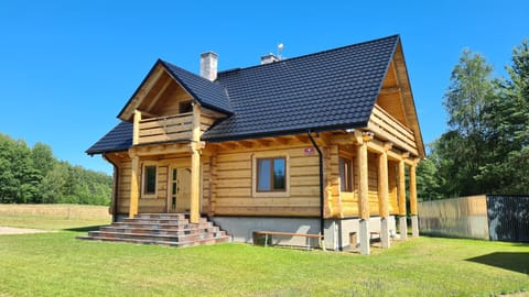 Property building, Off site, Day, Summer, Garden, Balcony/Terrace