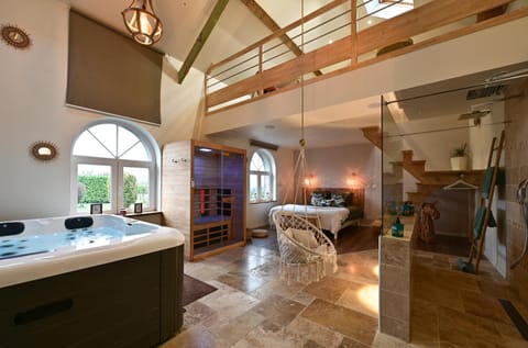 Living room, Seating area
