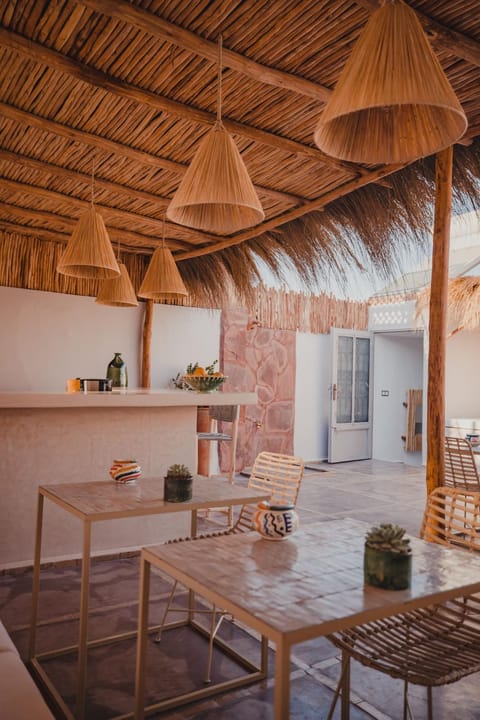 Patio, Restaurant/places to eat, Balcony/Terrace, Dining area