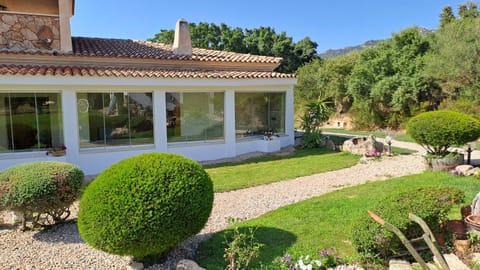 Property building, Garden view