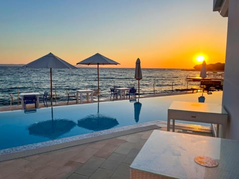 Sea view, Swimming pool