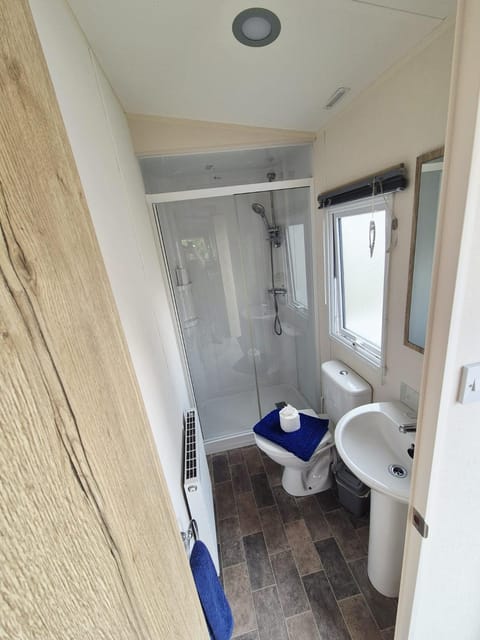 New 2 bed holiday home with decking in Rockley Park Dorset near the sea House in Poole