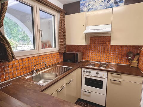 Chesa Tussilago - La Punt-Chamues-ch Apartment in Canton of Grisons