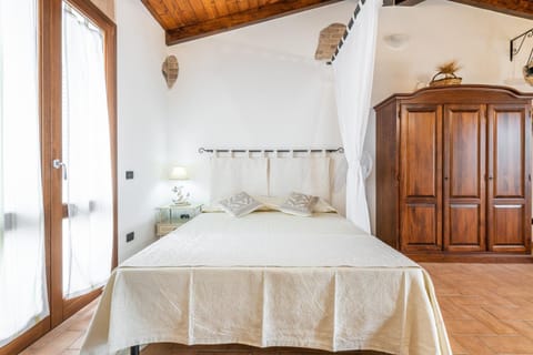 Property building, Living room, Bedroom