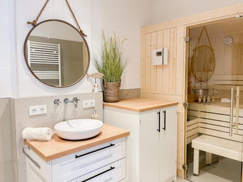 Sauna, Bathroom, washing machine