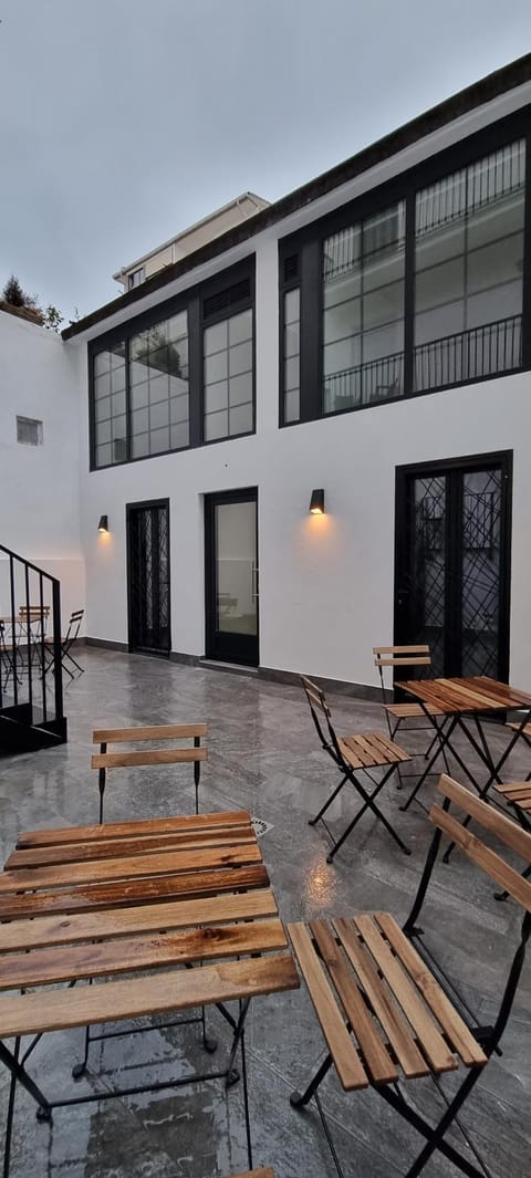 Patio, Balcony/Terrace, Internal: Not applicable to any particular room