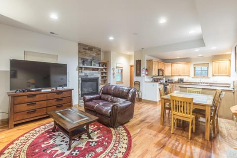 Elkhorn Townhome 1911 House in Ouray