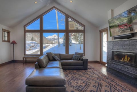 20 Vermillion Drive House in Purgatory