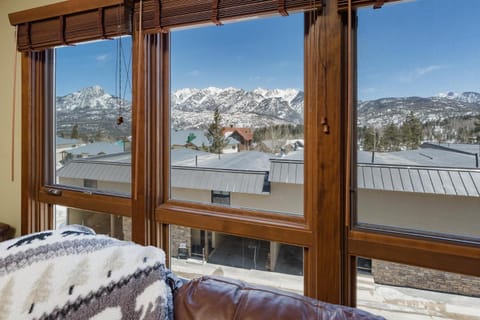 Sitzmark 12 House in Purgatory