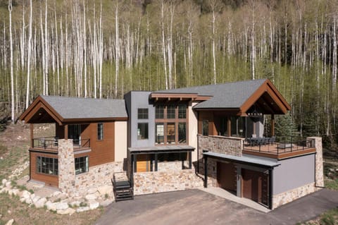 730 Eagle Wing House in Durango