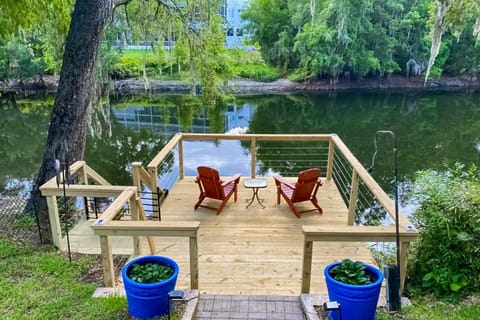 Hillsborough River Hideaway House in Temple Terrace