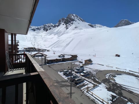 Appartement spacieux ski aux pieds avec balcon pour 6 personnes - FR-1-502-289 Apartment in Tignes