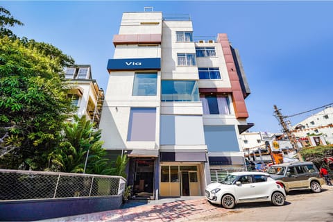 Property building, Facade/entrance