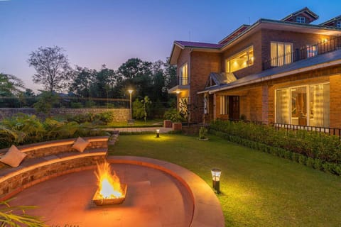 Property building, Garden
