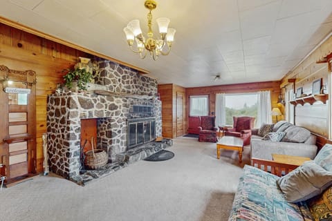 McKinnon's Beach House House in Rockaway Beach