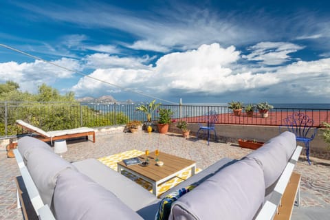 Patio, Balcony/Terrace, Balcony/Terrace
