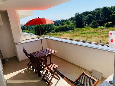 View (from property/room), Balcony/Terrace