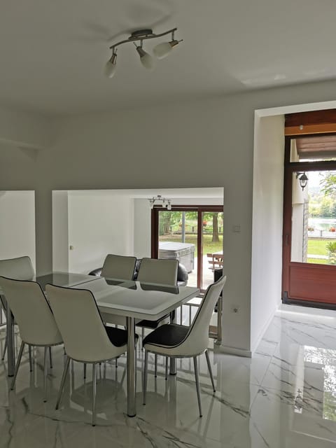 Villa ENT Villa in Lika-Senj County