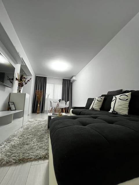 TV and multimedia, Living room, air conditioner