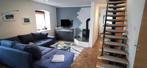 Living room, Seating area, flat iron