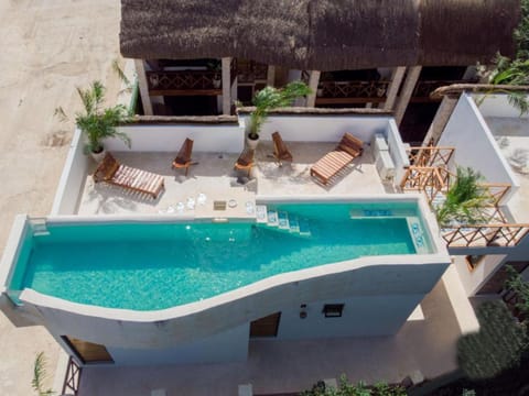View (from property/room), Balcony/Terrace, Swimming pool