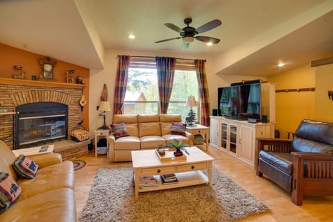 Moose Lodge Cabin with Entertainment Gazebo! Cabin in Baring