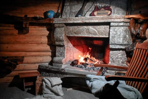 Night, Winter, Living room, flat iron