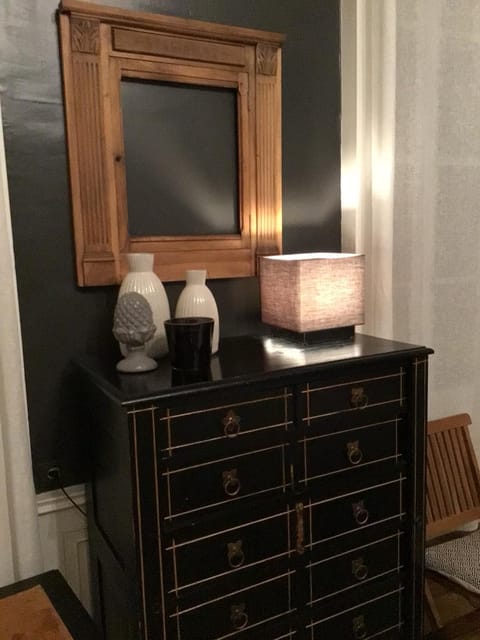 Une nuit au second Chambre d hôtes Bed and Breakfast in Lyon