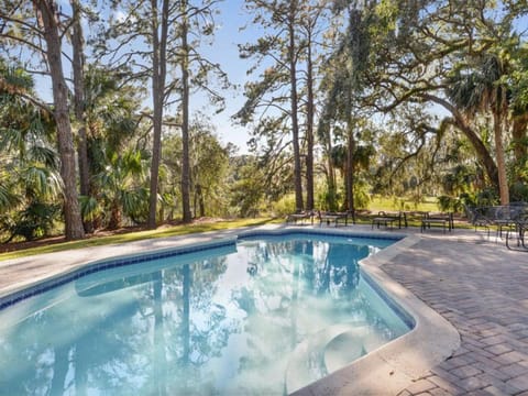 48 Woodbine Place House in Hilton Head Island