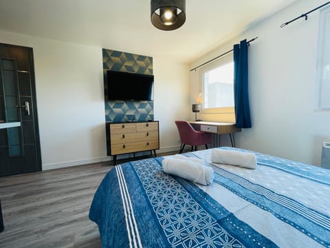 TV and multimedia, Seating area