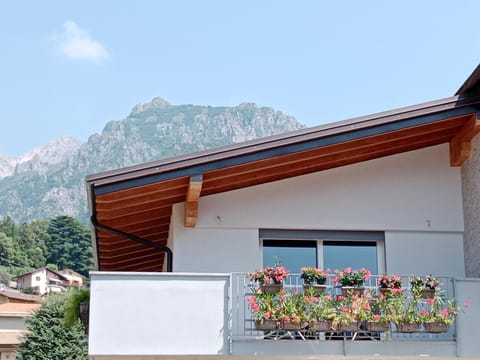 Casa Malù House in Mandello del Lario