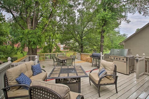 Waterfront Retreat with Boat Dock in Hot Springs! House in Hot Springs