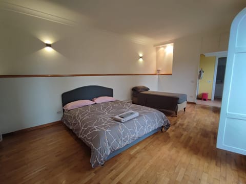 Studio Apartment in Neapolitan Castle Int 28 Apartment in Naples