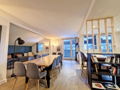 Appartement duplex au centre, ski aux pieds, rénové et spacieux - FR-1-518-95 Apartment in Val dIsere