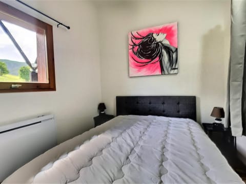 Appartement rénové duplex Skis aux pieds Balcon - FR-1-267-180 Apartment in Villarembert