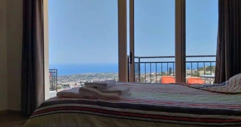 Panoramic Holidays - Standard 71 Apartment in Peyia