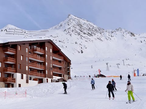 Appartement skis aux pieds, 2 cabines, WiFi, animaux admis - FR-1-181-2305 Cabin in Mâcot-la-Plagne