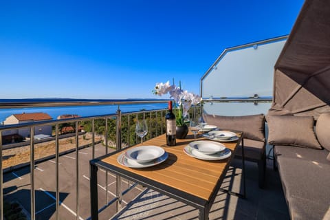 Apartments Sunshine E Apartment in Crikvenica