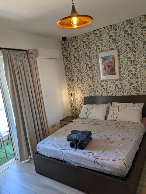 Bedroom, wardrobe