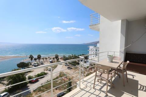 Day, Balcony/Terrace, Dining area, Sea view